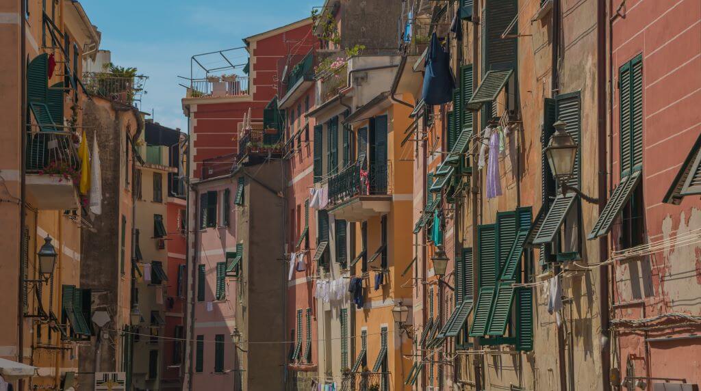 where to stay in Vernazza - Vernazza Streets