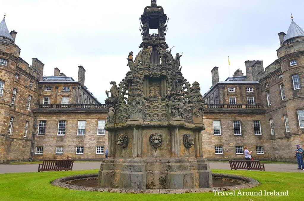palace-of-holyroodhouse-travel-around-ireland