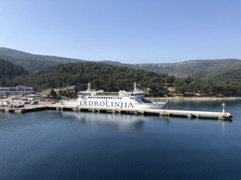 Stari Grad To Split Ferries With Jadrolinija Lines – HR und Datenschutz