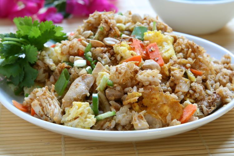 Khao Pad (Fried Rice)
