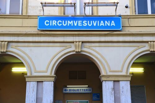 Circumvesuviana line, Naples