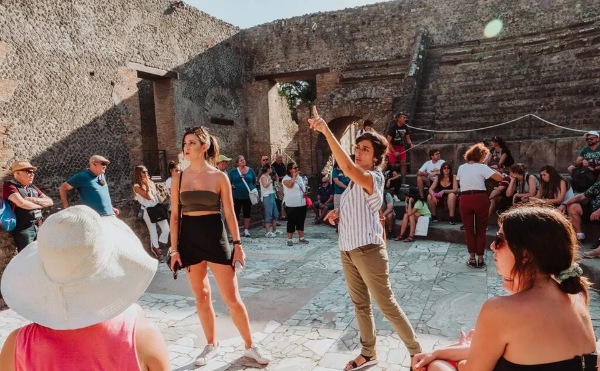 Askos Tours of Pompeii, Italy