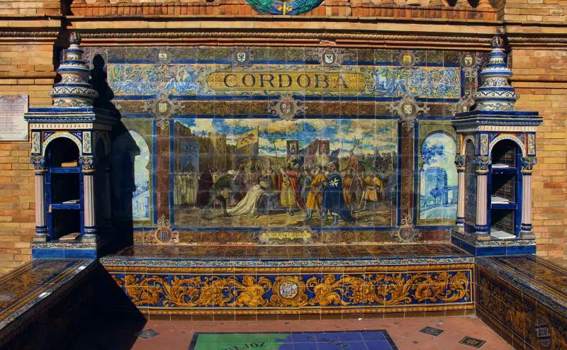 Plaza de España showcases tiled scenes from 49 provinces